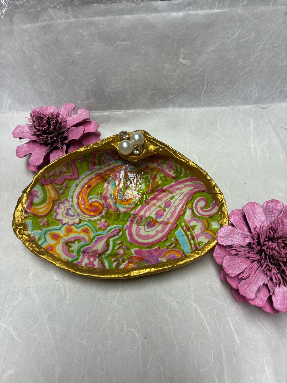 Hand Crafted  Paisley Trinket Shell Dish & 2 Floral pine Cones